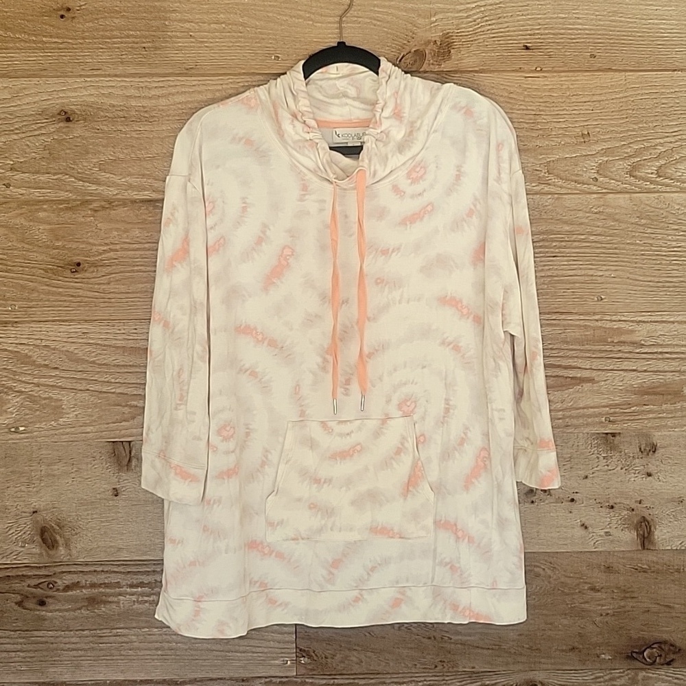 Koolaburra by Ugg Size Large Ivory Coral and Lavender Funnel Neck Tie Dye Hoodie